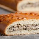 пирог с фаршем и грибами
