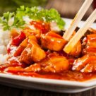 курица с овощами в кисло-сладком соусе