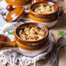 Куриные желудки в горшочках